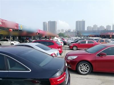 自贡二手车市场服务费齐涨，是成本驱动还是垄断隐忧？